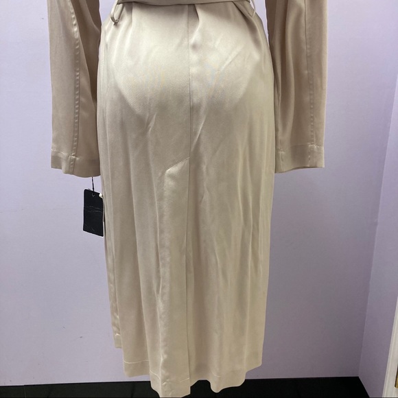 This NEW tan rap coat is from Badgley mischka - Picture 5 of 11